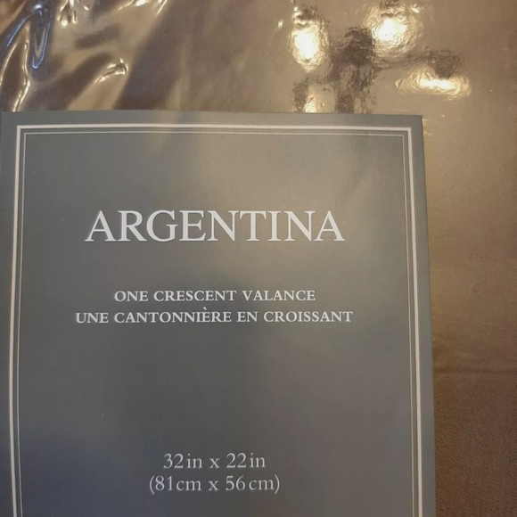 Peri Argentina crescent valance  chocolate (1 valance) - Picture 11 of 14